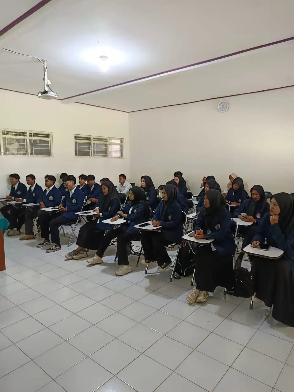Pelantikan dan Serah Terima Jabatan Senat Mahasiswa STMIK PGRI Arungbinang Kebumen